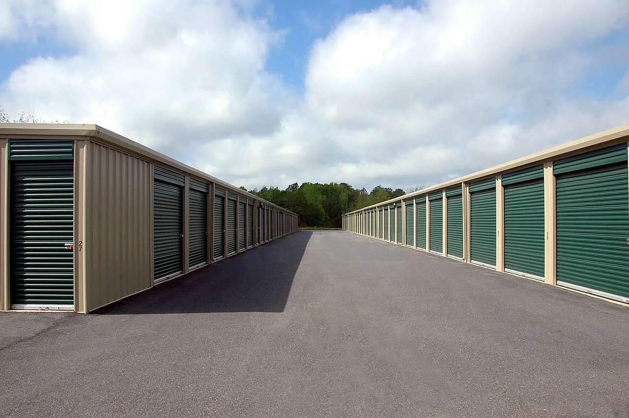 storage warehouse, storage, warehouse, storehouse, storage units, indoors, container, business, security, outdoors, storage, storage, storage, storage, storage, warehouse, warehouse, storage units, storage units. Fifteen self-storage location types, and the method for judging them fairly